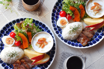 新鮮な無農薬野菜とジューシーなお肉のワンプレートランチ1400円